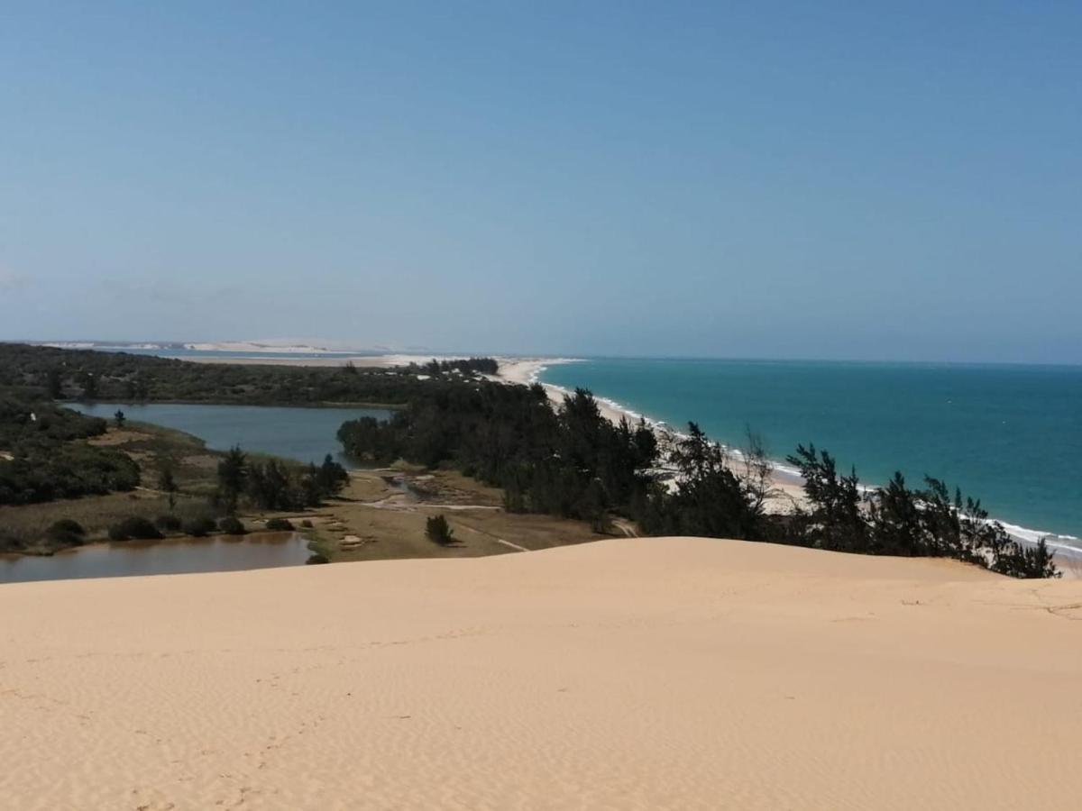 Dolphin Dhow Beach Safaris Виланкулос Екстериор снимка
